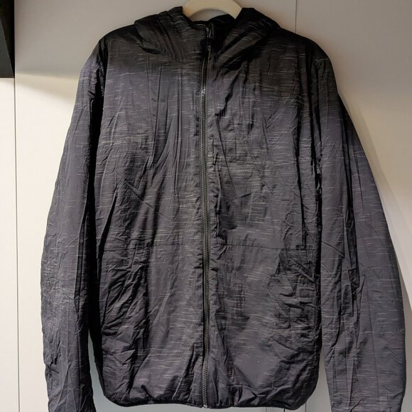 Kit and Ace Reversible Black Gray Puffer Jacket (M) - Picture 4 of 8